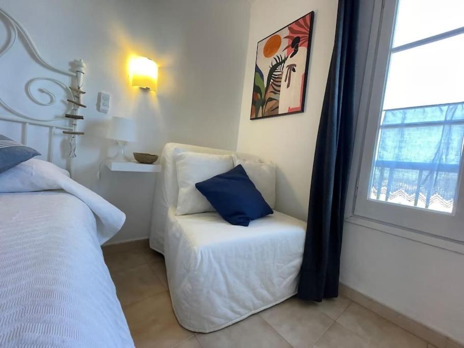 Algaiarens Apto Con Piscina Y Junto A La Playa Cala'N Blanes  Zewnętrze zdjęcie